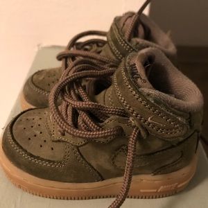 Nike Force 1 sneakers